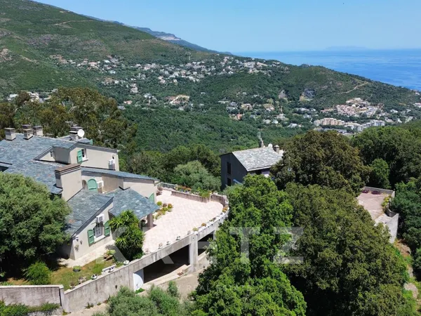 Hauteur San Martino Di Lota - Villa de 380m2 - Vue Mer