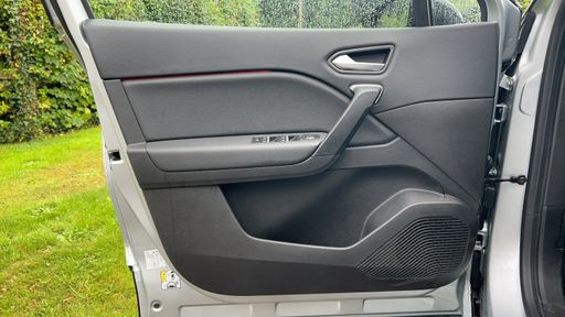 Renault Captur 1.6 E-Tech 145 Hybrid BVA6 - Intens – 2022 – 15862 km – Hybride essence – Boîte Automatique — photo 24