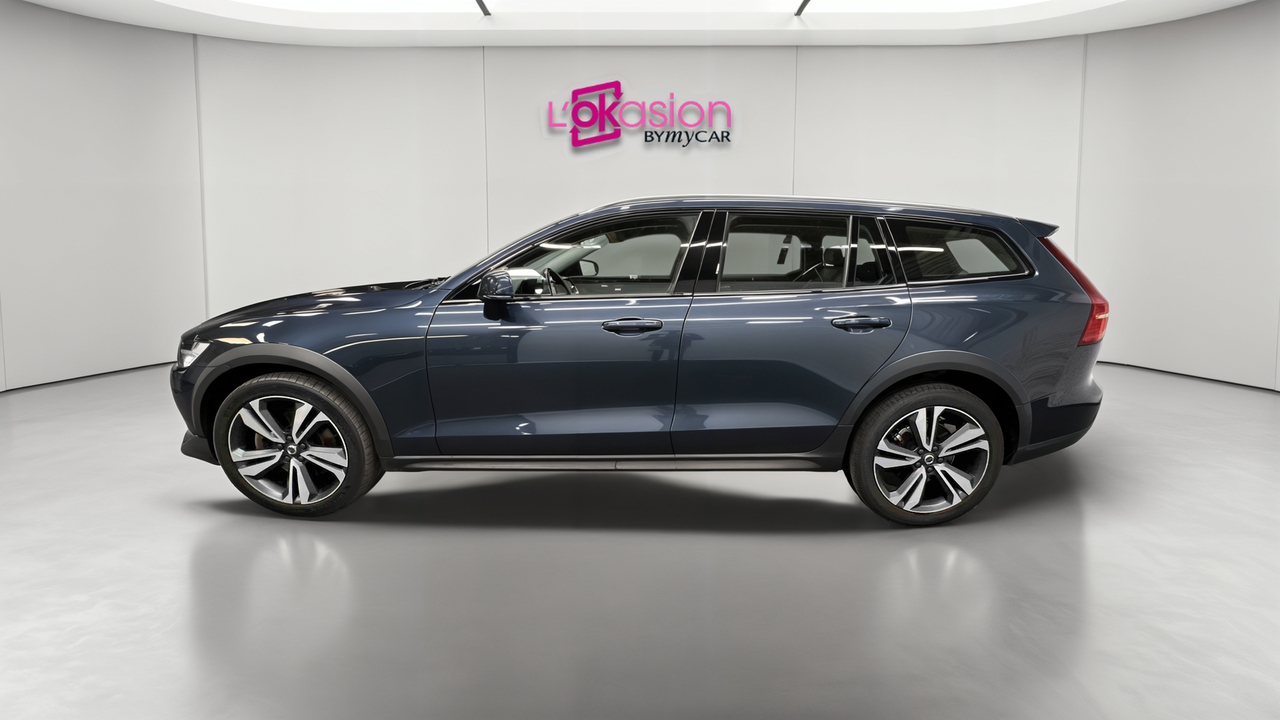 Volvo V60 B4 AWD 197 ch Geartronic 8 — photo 2