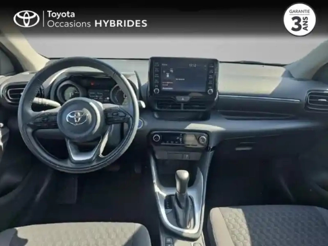 Toyota Yaris 116h design 5p my22 — photo 14