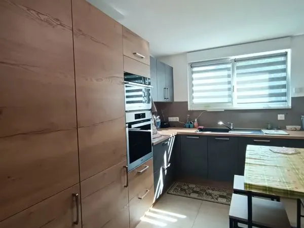 Appartement 3 pièces 81 m²