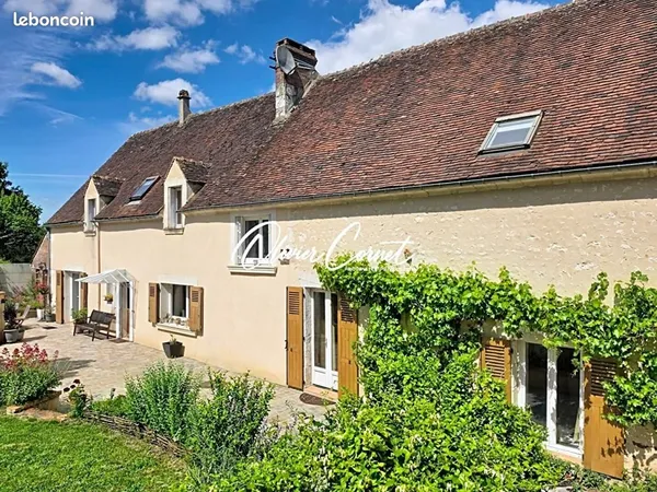 Maison 7 pièces 253 m²