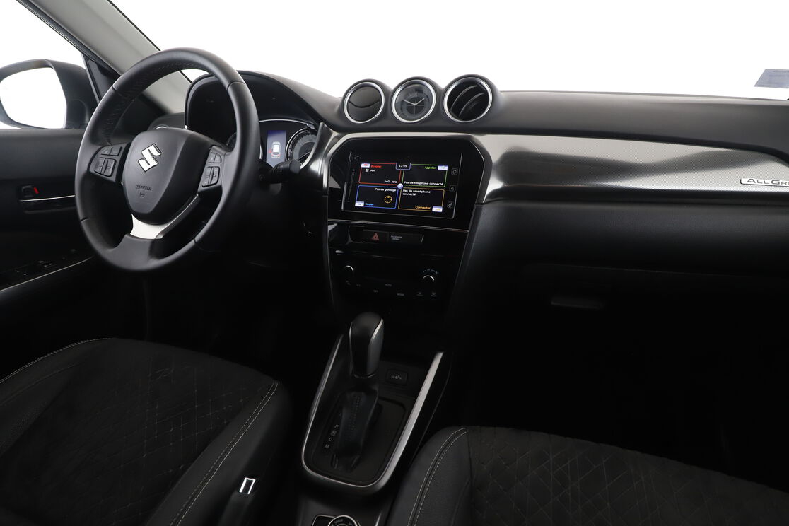 Suzuki Vitara 1.4 BoosterJet Style AllGrip Auto — photo 12
