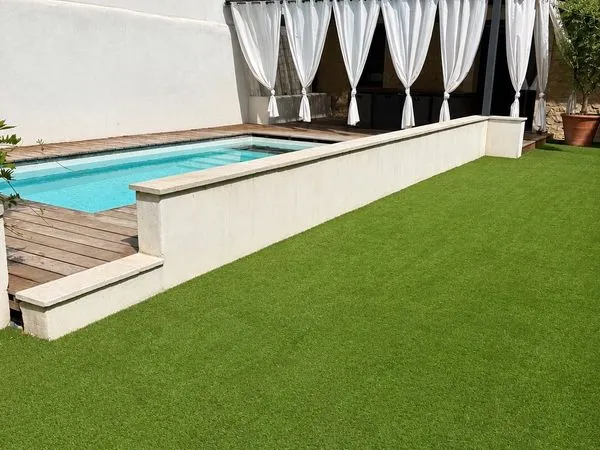 À vendre - Belle maison avec piscine et extérieur à Saint-Gilles