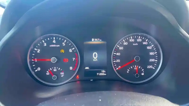 Kia Stonic 1.0 t-gdi 100 ch bvm6 — photo 7