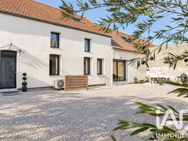 Maison 6 pièces 209 m²