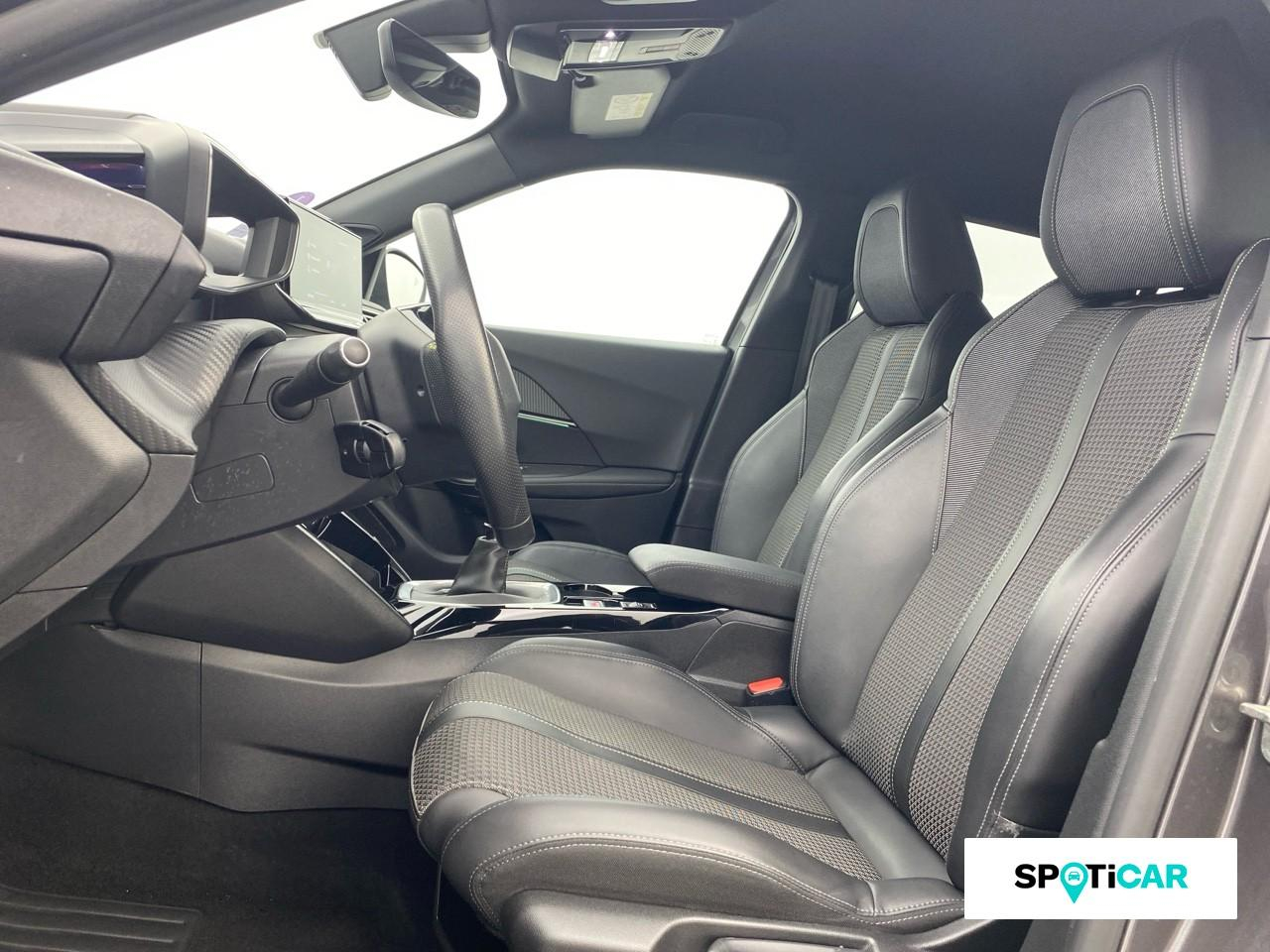 Peugeot 2008 1.2 puretech 130ch s&s gt — photo 9