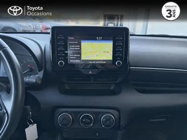 Toyota Yaris 70 vvt-i dynamic business 5p my22 — photo 15