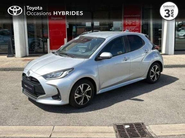 Toyota YARIS Toyota Yaris 116h Design 5p MC24