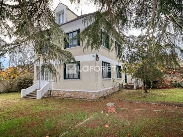 Maison 7 pièces 158 m²