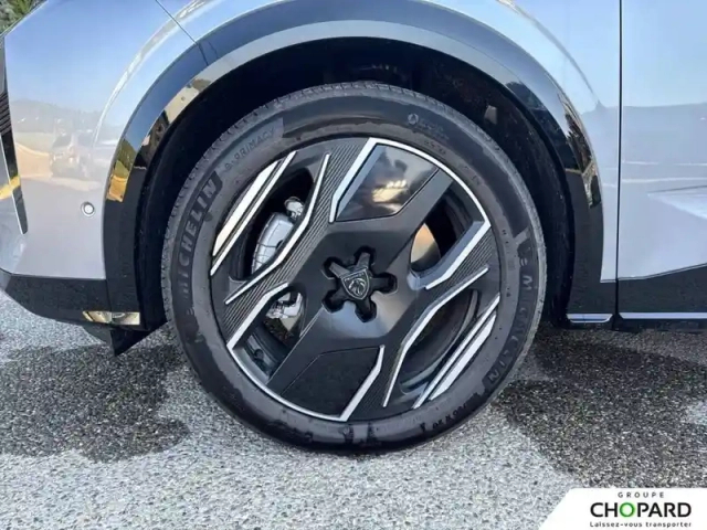 Peugeot 3008 electrique 230 ch grande autonomie 97 kwh — photo 23