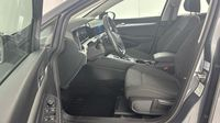 Volkswagen Golf 1.5 eTSI OPF 130ch Life Plus DSG7 — photo 10