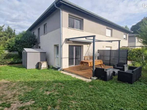Appartement duplex T3 avec jardin et garage