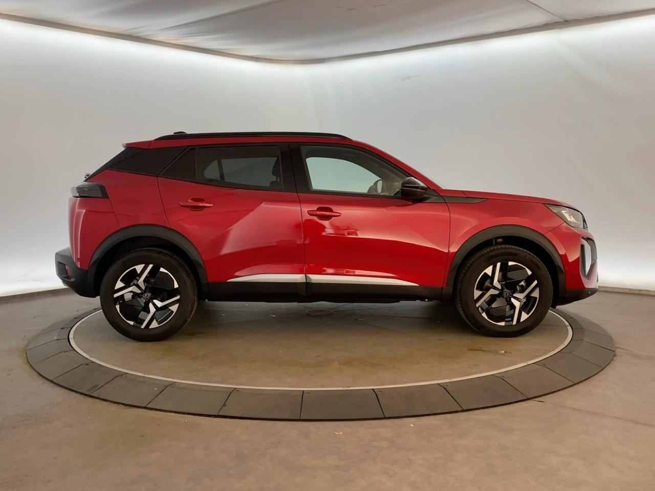 Peugeot 2008 hybrid 145 ch e-dcs6 allure — photo 4