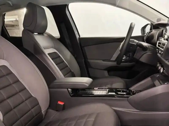 Citroën C4 electrique 156ch (autonomie étendue) collection automatique — photo 9