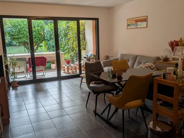 T2 55 m² - Terrasse - Jardin - Parking
