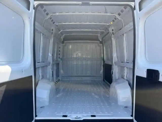 Fiat Ducato fg l2h2 3.3 140ch s&amp;s easy pro — photo 5