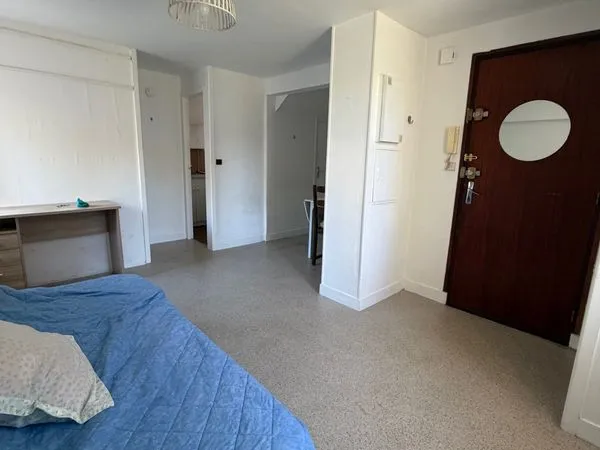 Studio 1 pièce 26 m²
