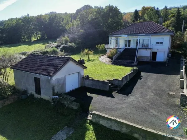 Maison à Benagues