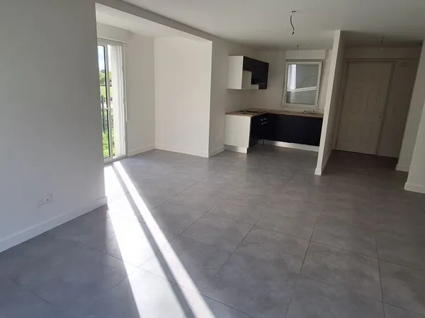 Maison t5 a vendre sur 410 m2 terrain