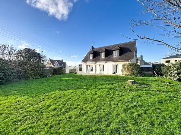 A Vendre - Avranches - Maison 8 pièce(s) 161 m²