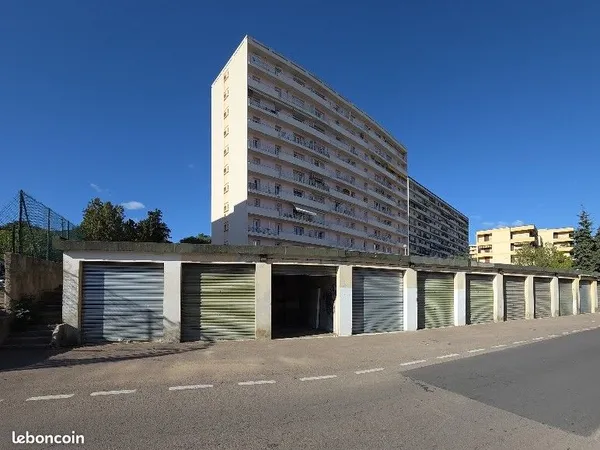 A vendre Garage secteur Loretto