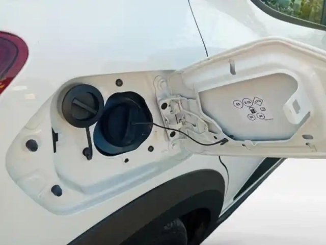 Dacia Sandero 1.0 eco-g 100ch stepway extreme — photo 10