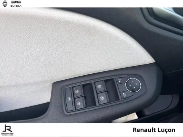 Renault Clio 1.0 tce 90ch techno — photo 14