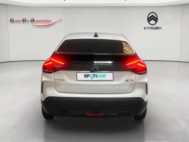 Citroën C4 moteur électrique 136ch (100 kw) shine automatique — photo 19