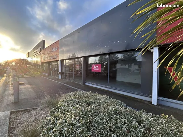 Local commercial 420 m² Lorient