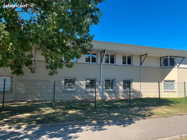 Bureaux ZA des Ruires