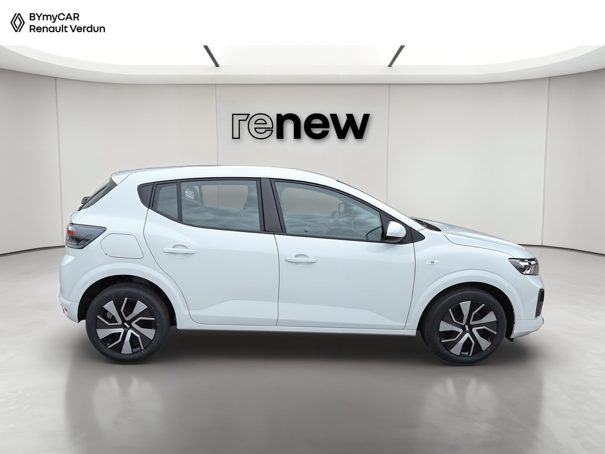 Dacia Sandero TCe 100 — photo 6