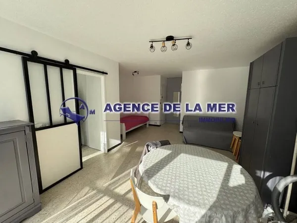 Studio 1 pièce 37 m²