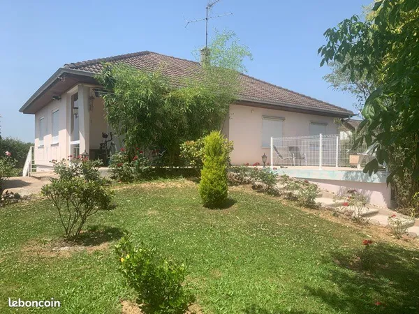 MAISON FAMILIALE TRADITIONNELLE ( PAC NEUVE ) sur SOUS SOL 7 pieces 160m2 terrain 1233 m2 diagnostic
