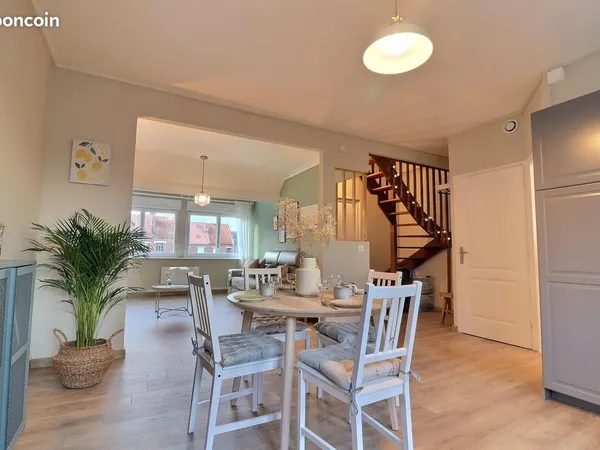 A louer - duplex meuble - hyper centre cambrai