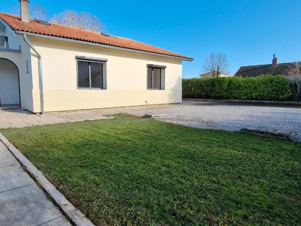 Maison - 130m2 - 4 chambres - Saint-Vulbas
