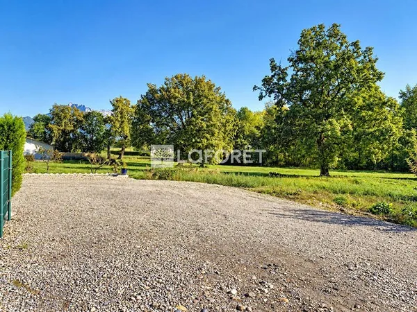 Maison 2 pièces 57 m²