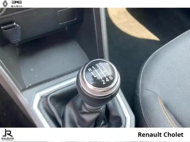 Dacia Sandero 1.0 tce 90ch stepway confort -22 — photo 6