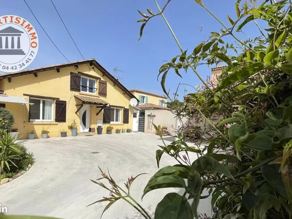 Propriété 4 pièces 70 m²