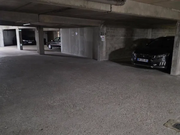 Parking 10 m²