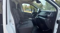 Renault Trafic L1H1 3T 2.0 Blue dCi 130ch Extra -24 — photo 15