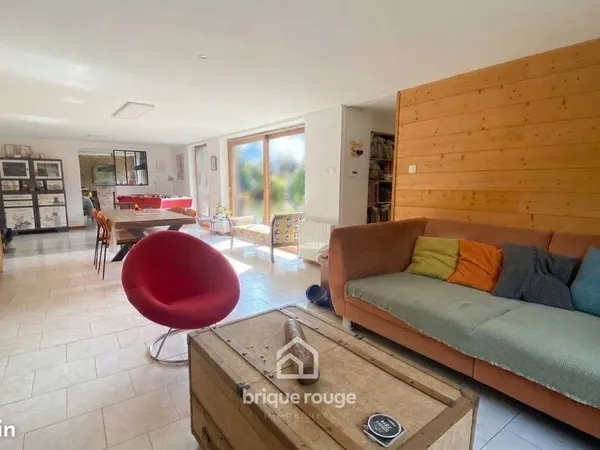 Longère 4 pièces 125 m²