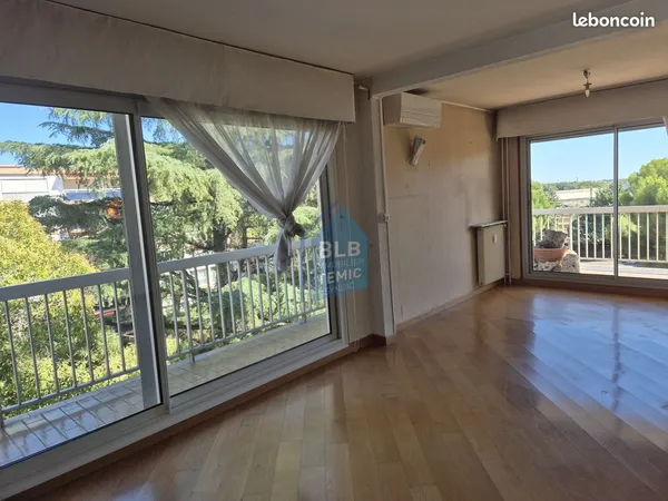 Appartement 4 pièces 77 m²