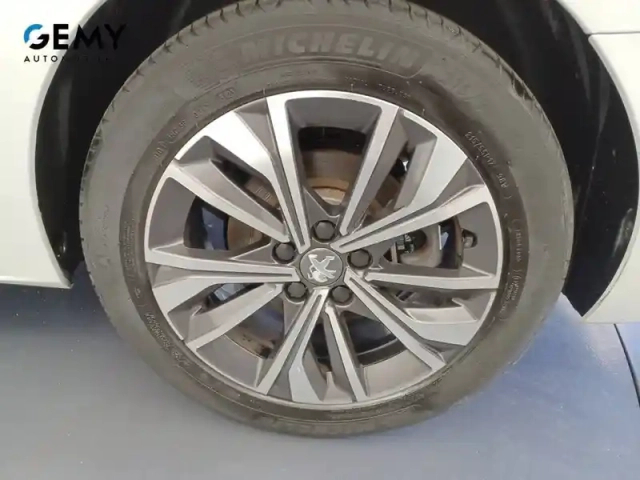 Peugeot 508 sw hybrid 225 e-eat8 — photo 11