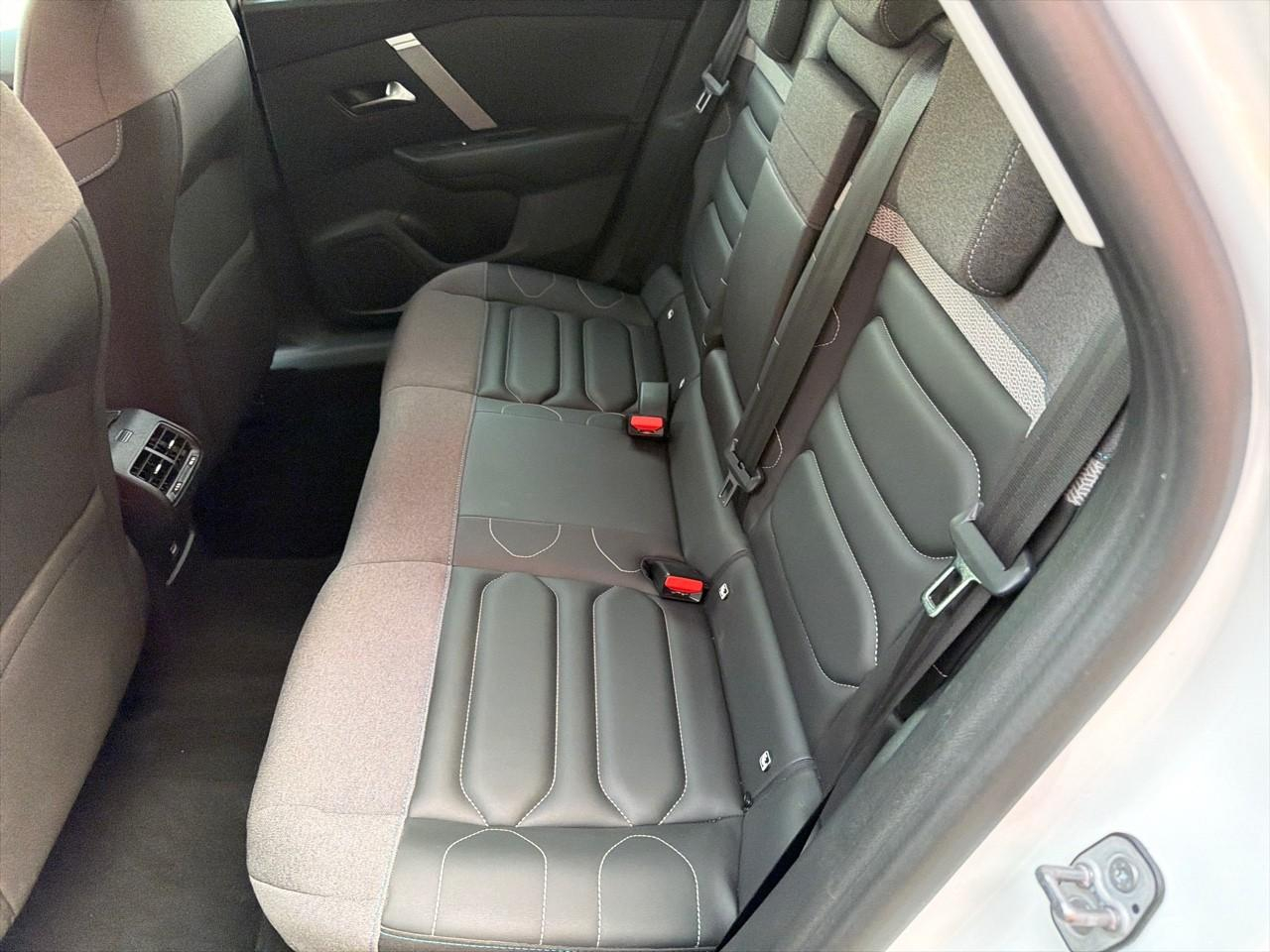 Citroën C4 puretech 130 s&s eat8 shine — photo 10