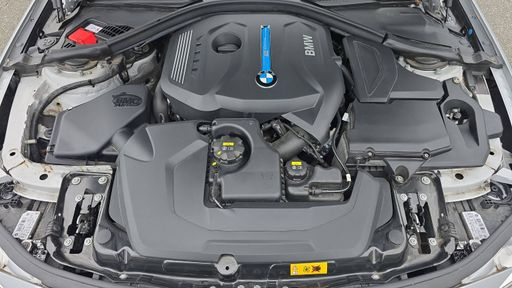 BMW Serie 3 330e 252 BVA8 - Luxury – 2016 – 152763 km – Hybride rechargeable – Boîte Automatique — photo 44
