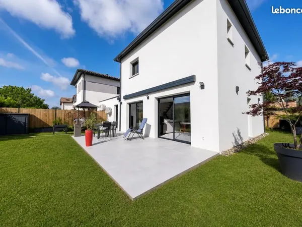 Maison 4 pièces 110 m²