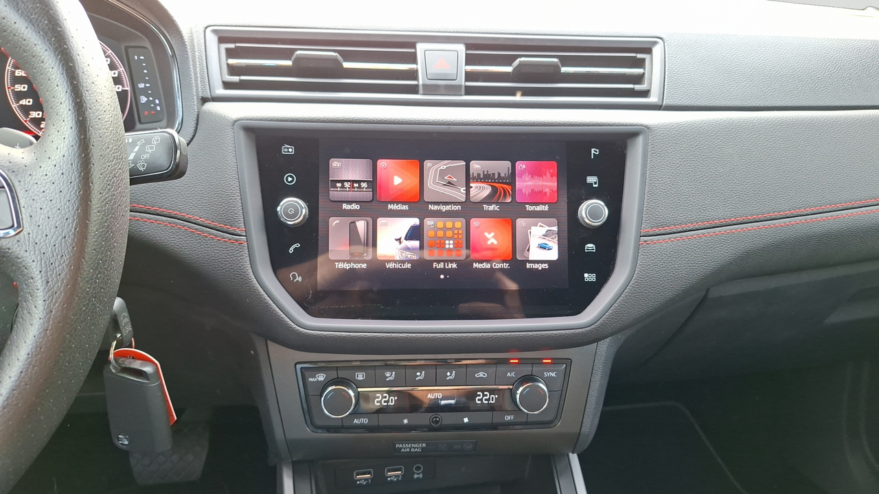 Seat Arona 1.0 EcoTSI 115 ch Start/Stop DSG7 — photo 11