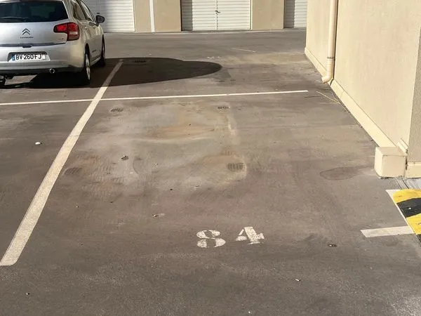 Loue parking