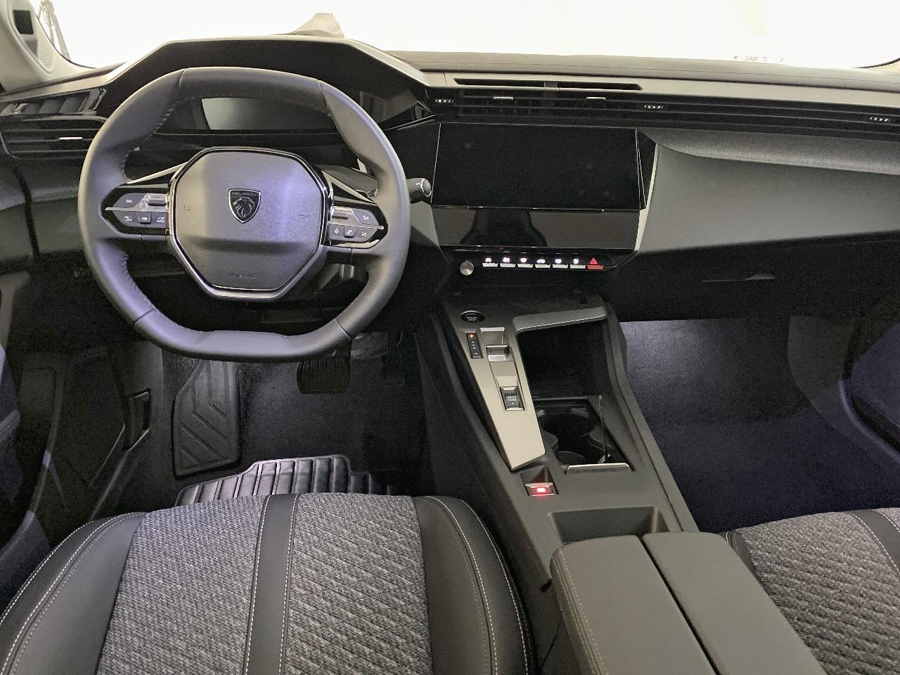 Peugeot 308 hybrid 145 e-dcs6 allure — photo 8